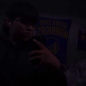 Meet your Posher, Eli